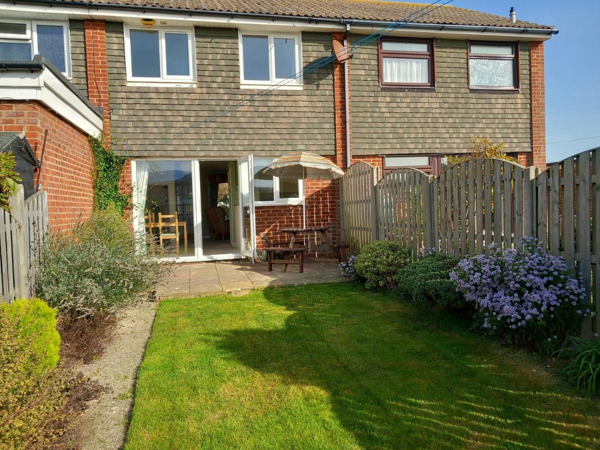 Seair Villa Rustington Exterior photo